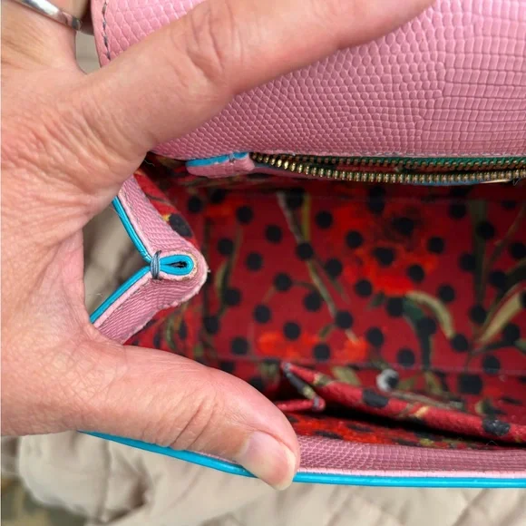 🩷Stunning Dolce and Gabbana Sicily bag🩷 - Picture 10 of 17